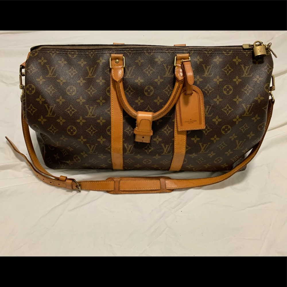 Louis Vuitton Keepall 45 with strap!